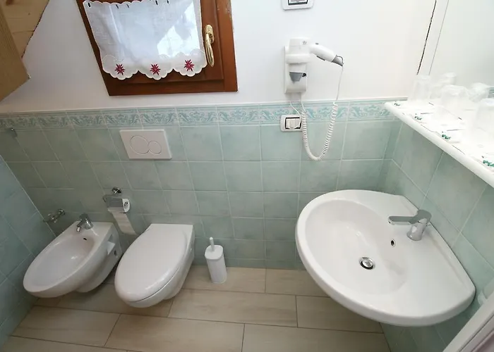 Alojamento de Acomodação e Pequeno-almoço Vicenes *